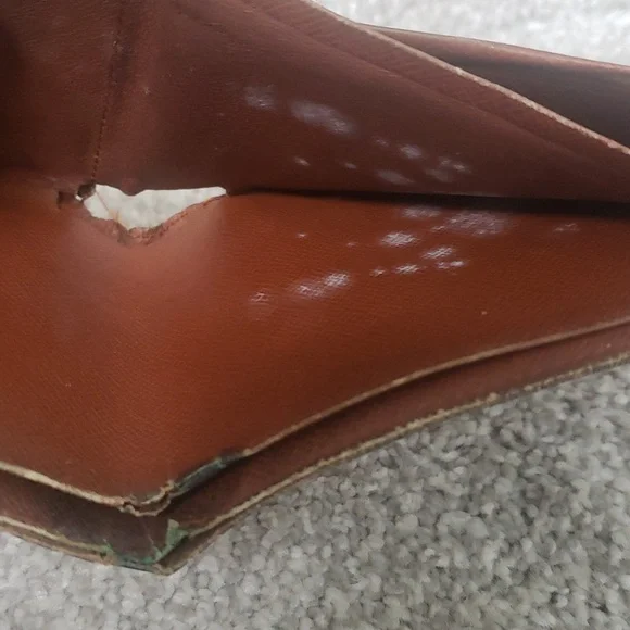 Louis Vuitton Monogram bifold wallet Authentic - Picture 8 of 8